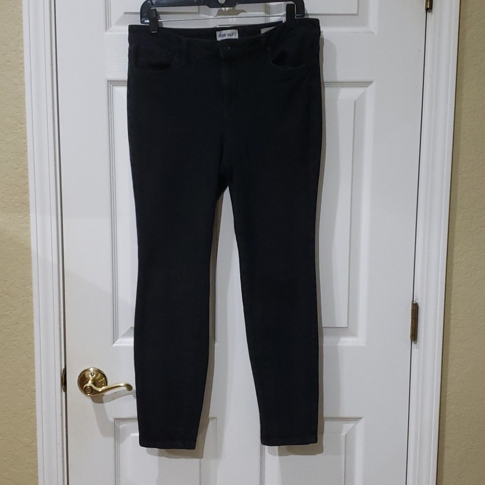 Code Bleu Women's Petite Chloe Skinny Jeans